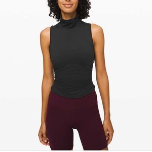 Lululemon See the Horizon Black Tank Size  M